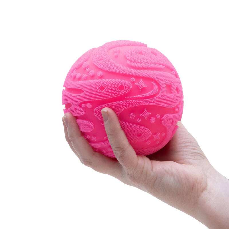 Super NeeDoh® Fuzz Ball